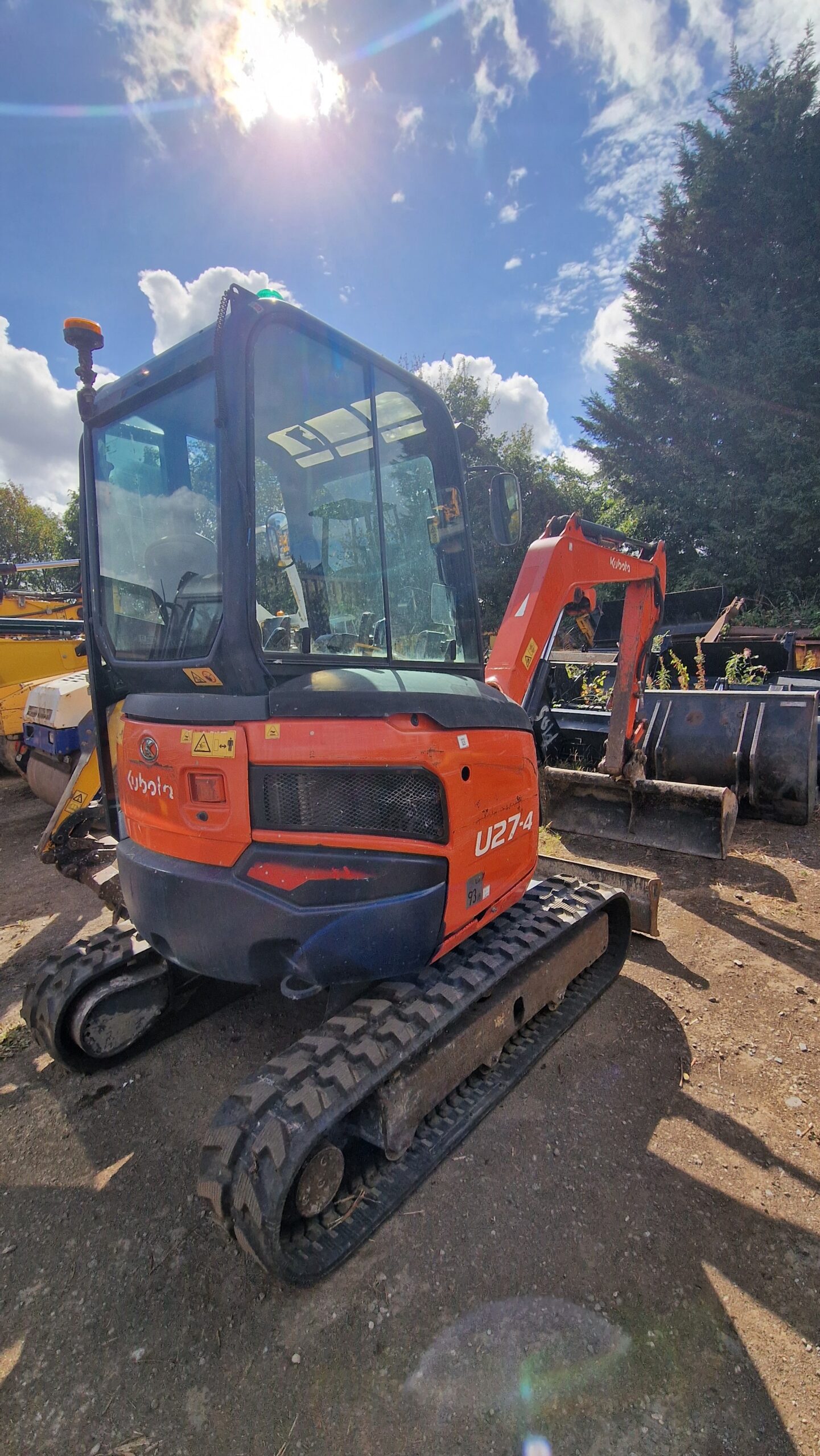 2014 Kubota U27-4 2.7 Ton Mini Excavator – 3,000 Hours - Image 4