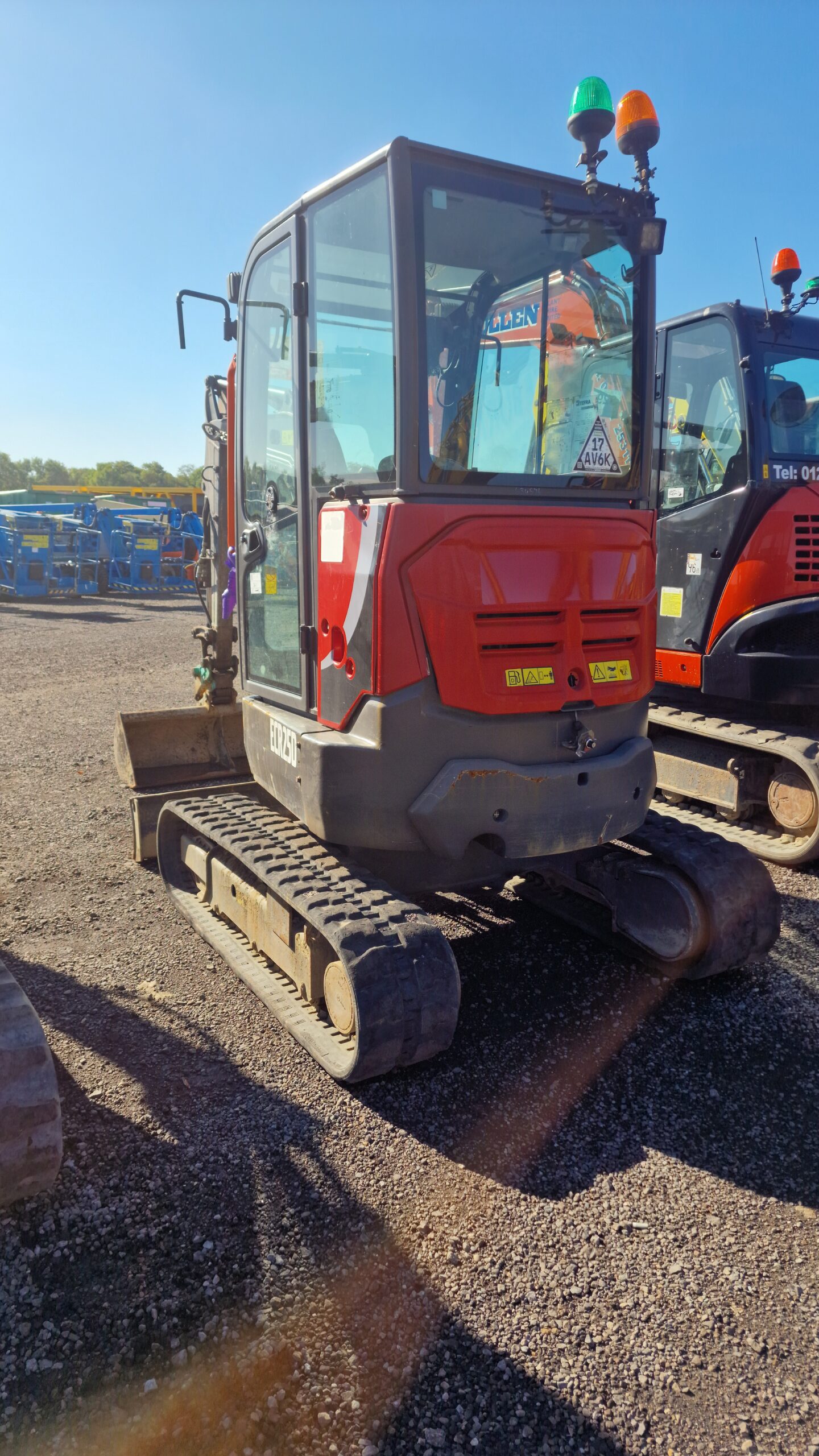 2008 Kubota 2.7 Tonner (~4,000 hrs, serviced)