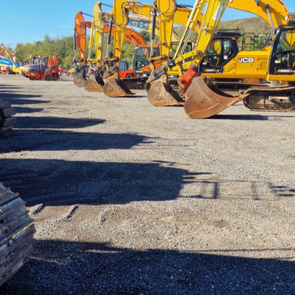 2008 Kubota 2.7 Tonner (~4,000 hrs, serviced) - Image 4