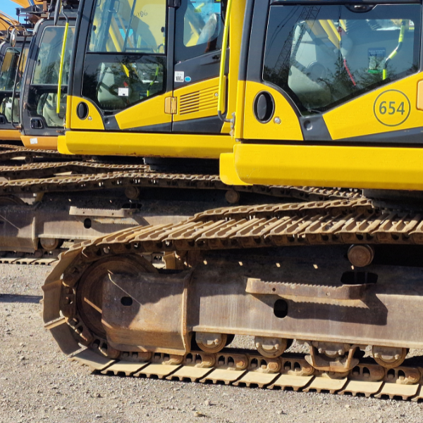 2008 Kubota 2.7 Tonner (~4,000 hrs, serviced) - Image 3